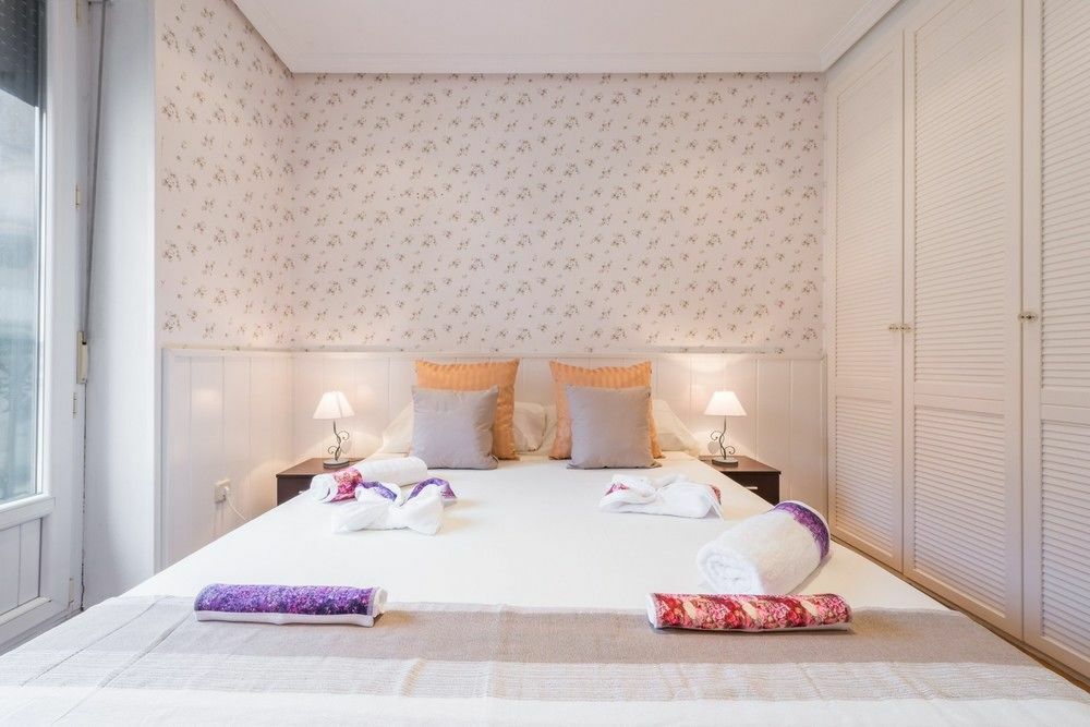 Apartamento - Barrio De Las Letras Madrid Bagian luar foto