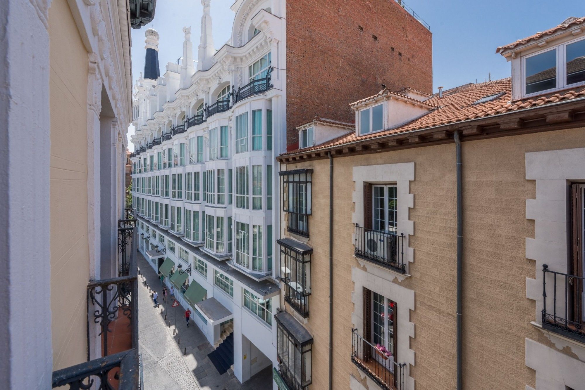 Apartamento - Barrio De Las Letras Madrid Bagian luar foto
